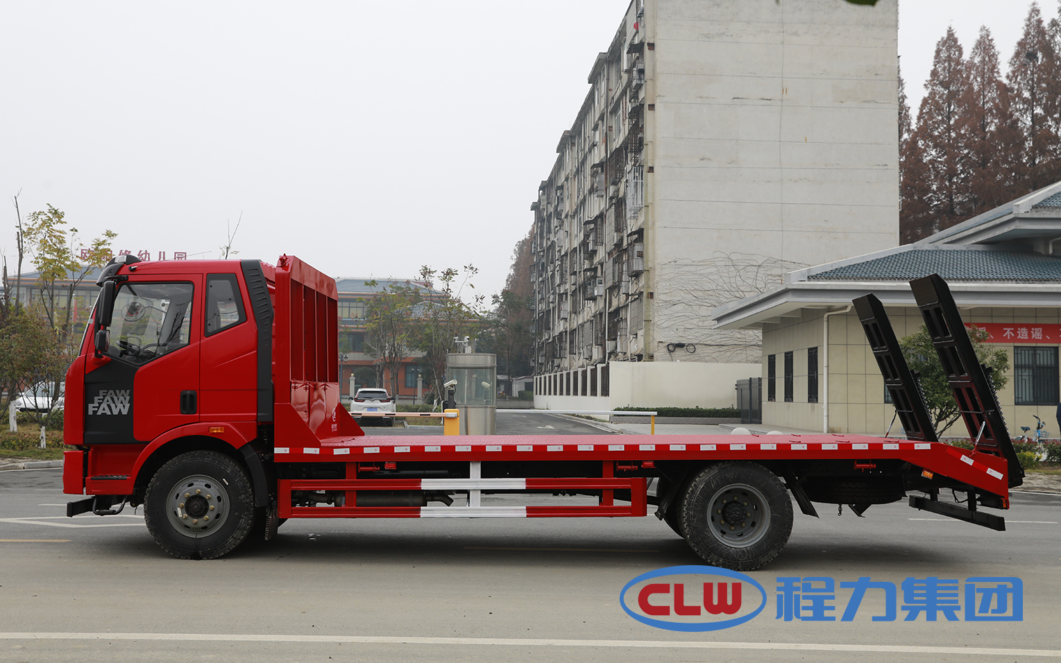 平板工程機(jī)械 運(yùn)輸車